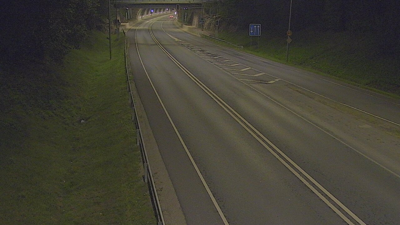 Kelikamerat Kuva Tie 102 Hiidenkallion tunneli, suuaukko etelä, Espoo, Uusimaa