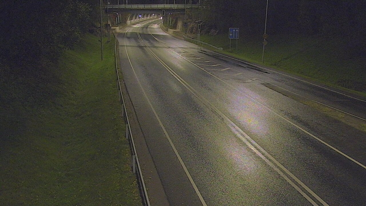 Kelikamerat Kuva Tie 102 Hiidenkallion tunneli, suuaukko etelä, Espoo, Uusimaa