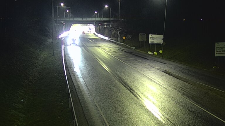 Weather Camera Image Tie 102 Hiidenkallion tunneli, suuaukko etelä, Espoo, Uusimaa