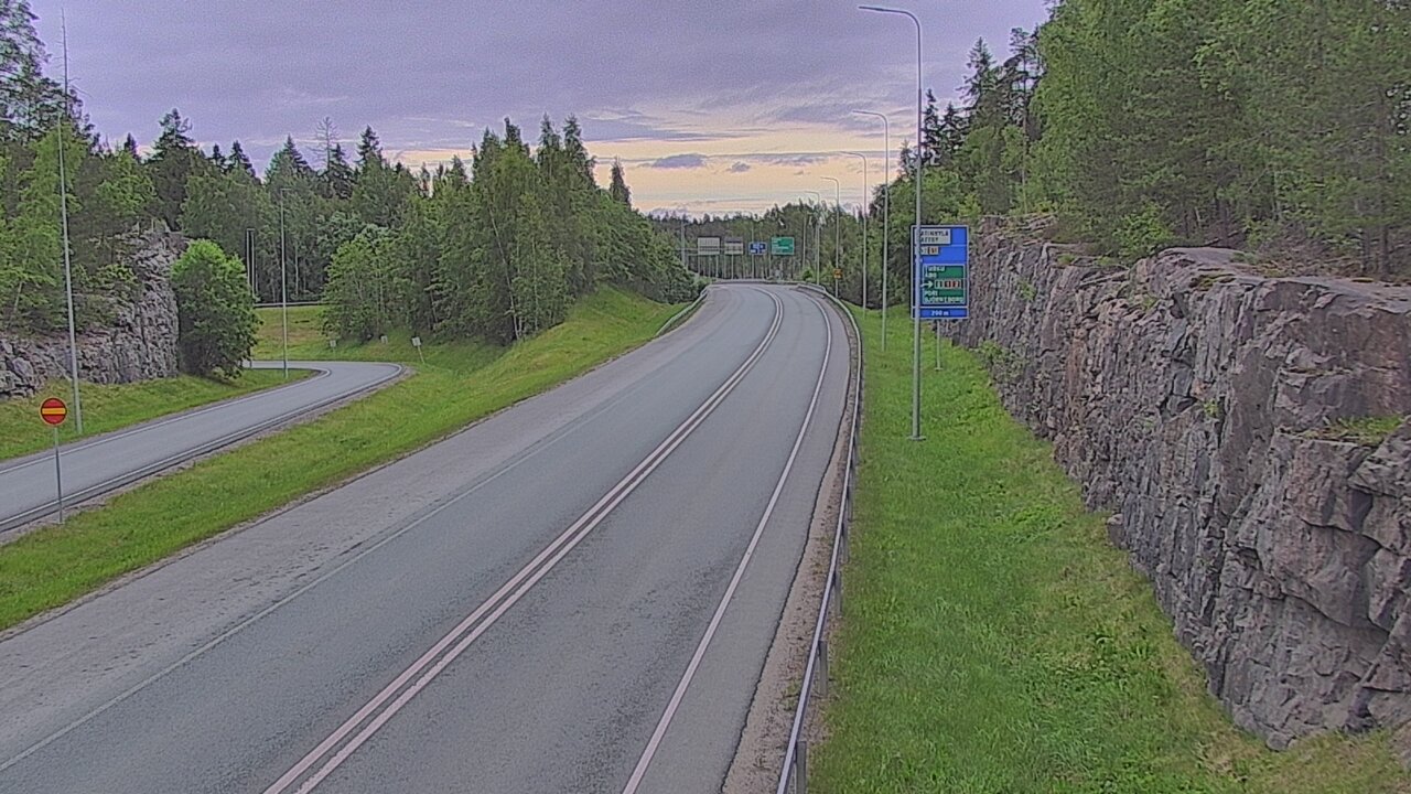 Kelikamerat Kuva Tie 102 Hiidenkallion tunneli, suuaukko etelä, Espoo, Uusimaa