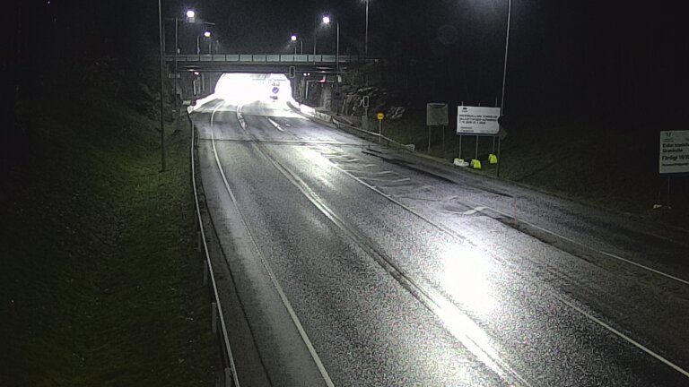 Weather Camera Image Tie 102 Hiidenkallion tunneli, suuaukko etelä, Espoo, Uusimaa