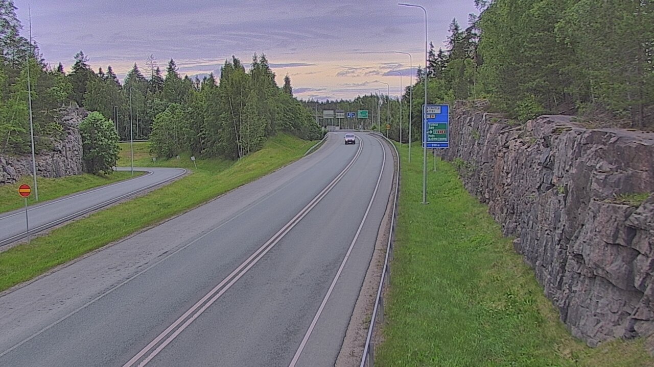 Kelikamerat Kuva Tie 102 Hiidenkallion tunneli, suuaukko etelä, Espoo, Uusimaa