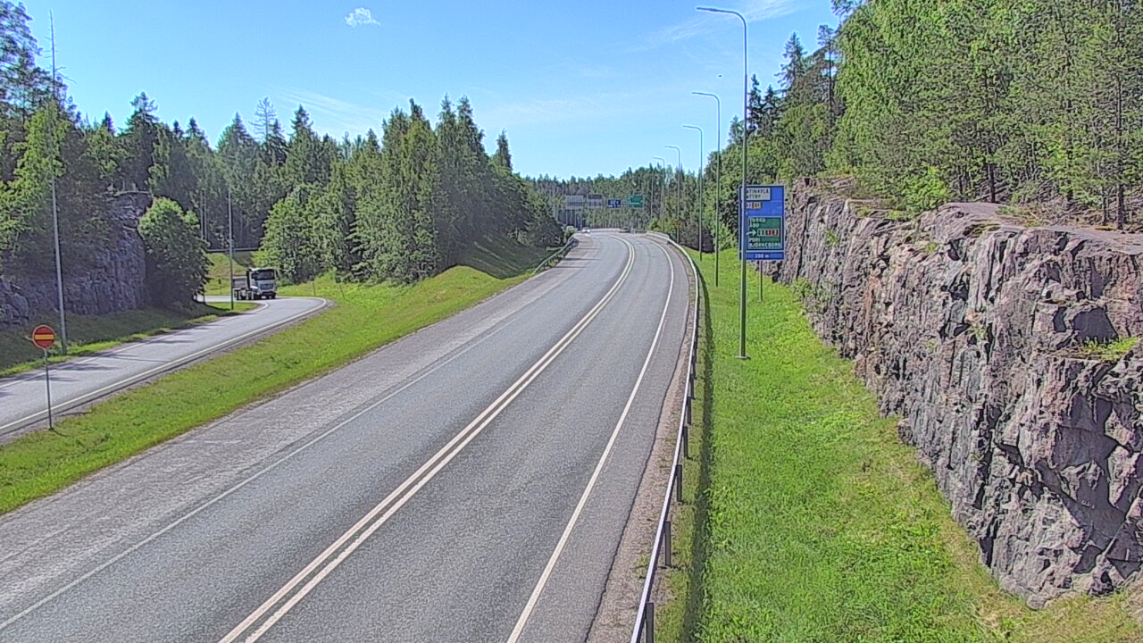 Kelikamerat Kuva Tie 102 Hiidenkallion tunneli, suuaukko etelä, Espoo, Uusimaa