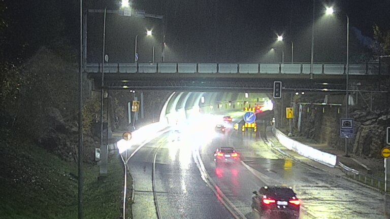 Kelikamerat Kuva Tie 102 Hiidenkallion tunneli, suuaukko etelä, Espoo, Uusimaa