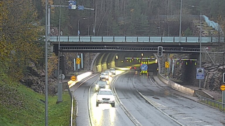 Kelikamerat Kuva Tie 102 Hiidenkallion tunneli, suuaukko etelä, Espoo, Uusimaa