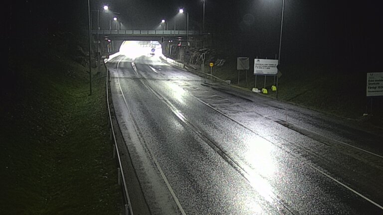 Weather Camera Image Tie 102 Hiidenkallion tunneli, suuaukko etelä, Espoo, Uusimaa