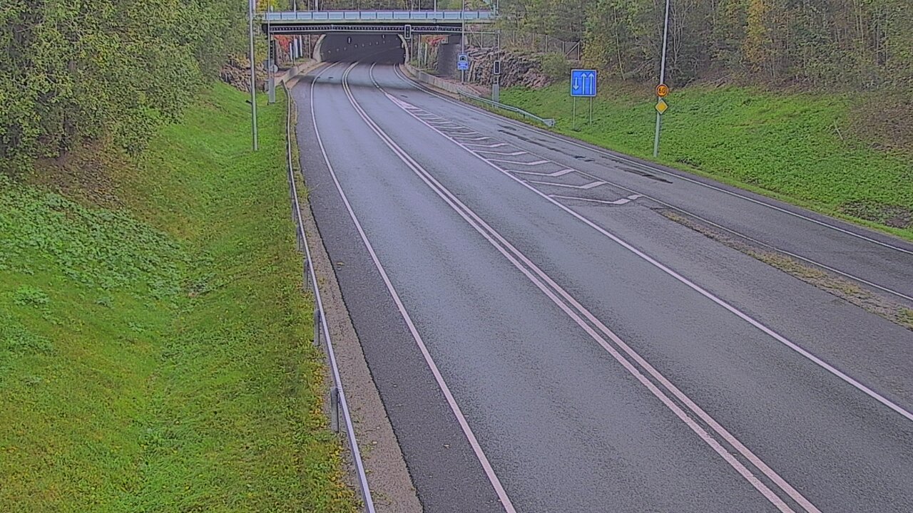 Weather Camera Image Tie 102 Hiidenkallion tunneli, suuaukko etelä, Espoo, Uusimaa