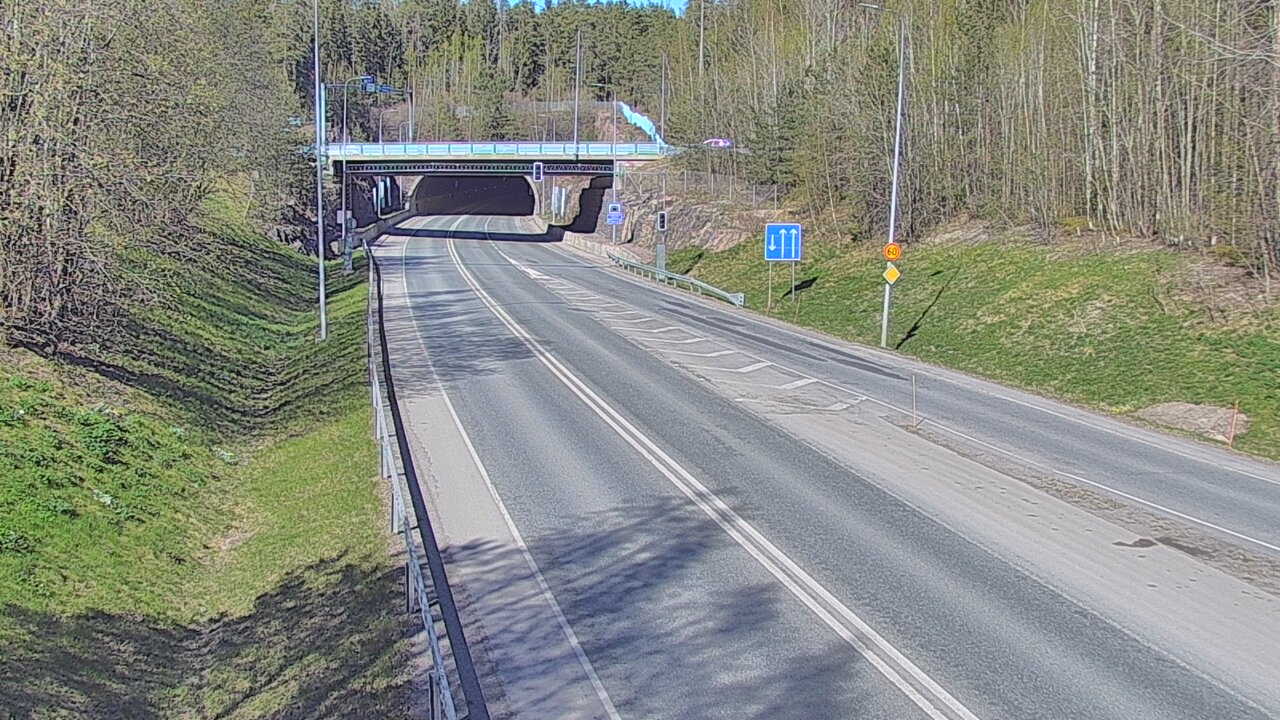 Kelikamerat Kuva Tie 102 Hiidenkallion tunneli, suuaukko etelä, Espoo, Uusimaa