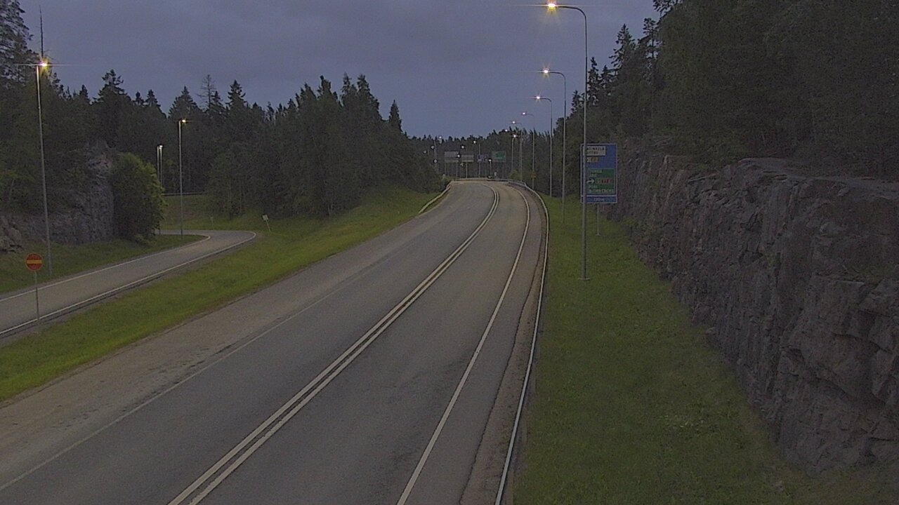 Kelikamerat Kuva Tie 102 Hiidenkallion tunneli, suuaukko etelä, Espoo, Uusimaa