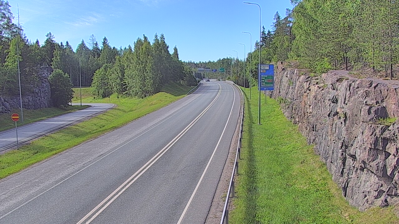 Kelikamerat Kuva Tie 102 Hiidenkallion tunneli, suuaukko etelä, Espoo, Uusimaa