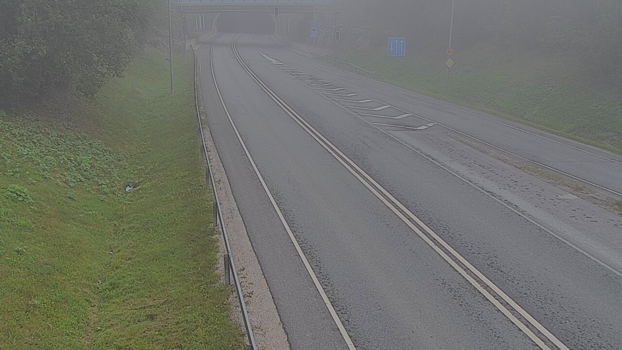Weather Camera Image Tie 102 Hiidenkallion tunneli, suuaukko etelä, Espoo, Uusimaa