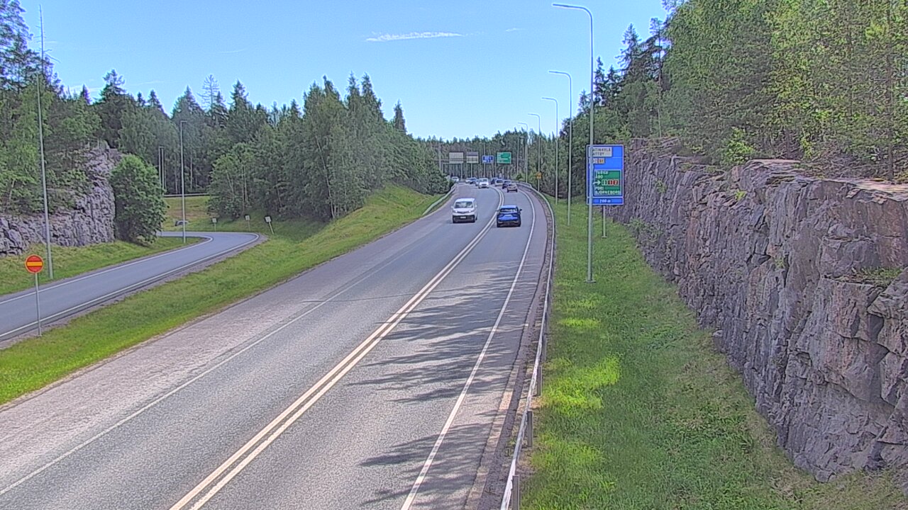 Kelikamerat Kuva Tie 102 Hiidenkallion tunneli, suuaukko etelä, Espoo, Uusimaa