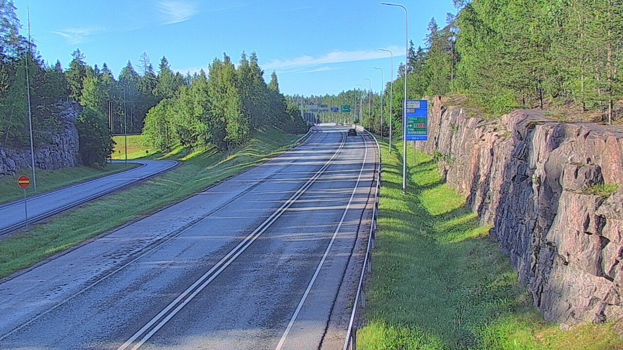 Kelikamerat Kuva Tie 102 Hiidenkallion tunneli, suuaukko etelä, Espoo, Uusimaa