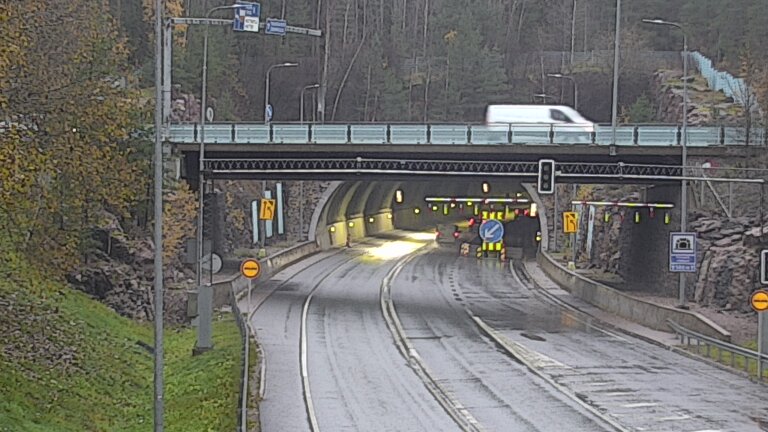 Kelikamerat Kuva Tie 102 Hiidenkallion tunneli, suuaukko etelä, Espoo, Uusimaa