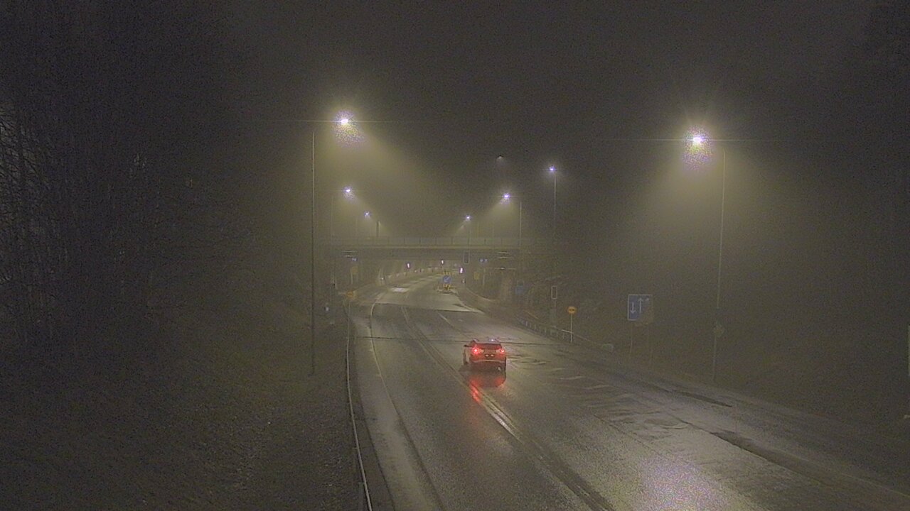 Kelikamerat Kuva Tie 102 Hiidenkallion tunneli, suuaukko etelä, Espoo, Uusimaa