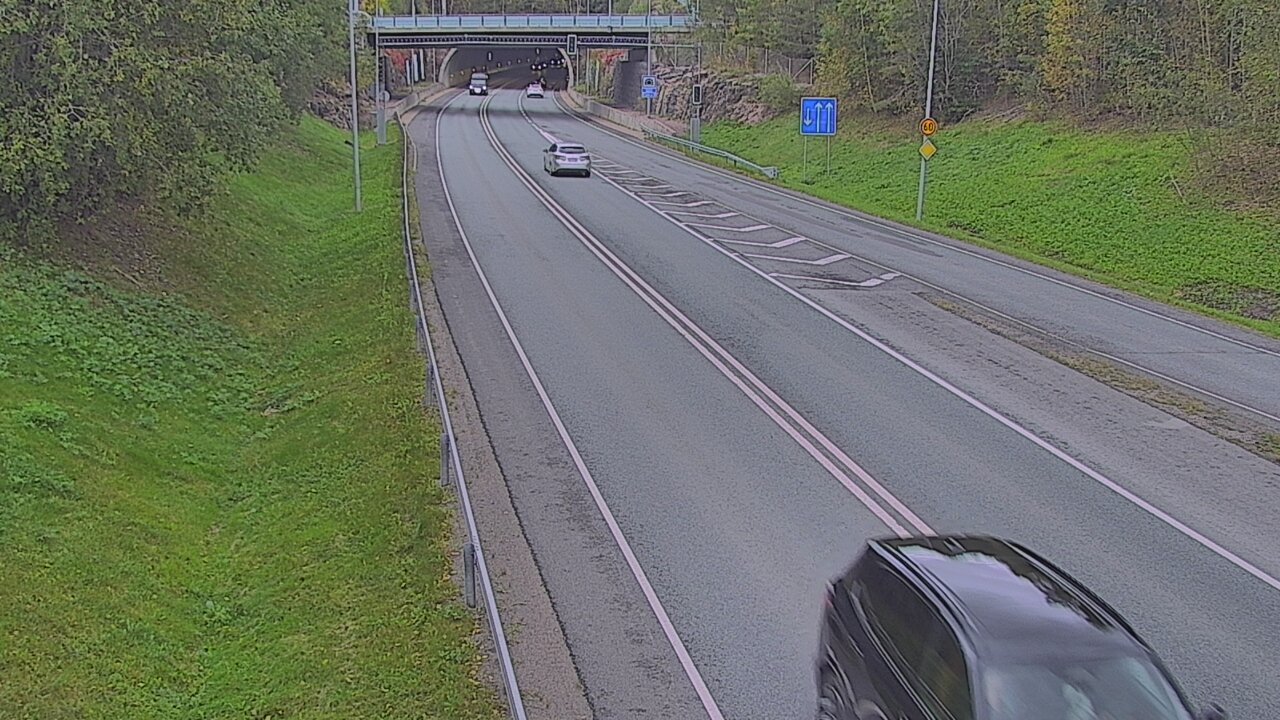 Kelikamerat Kuva Tie 102 Hiidenkallion tunneli, suuaukko etelä, Espoo, Uusimaa