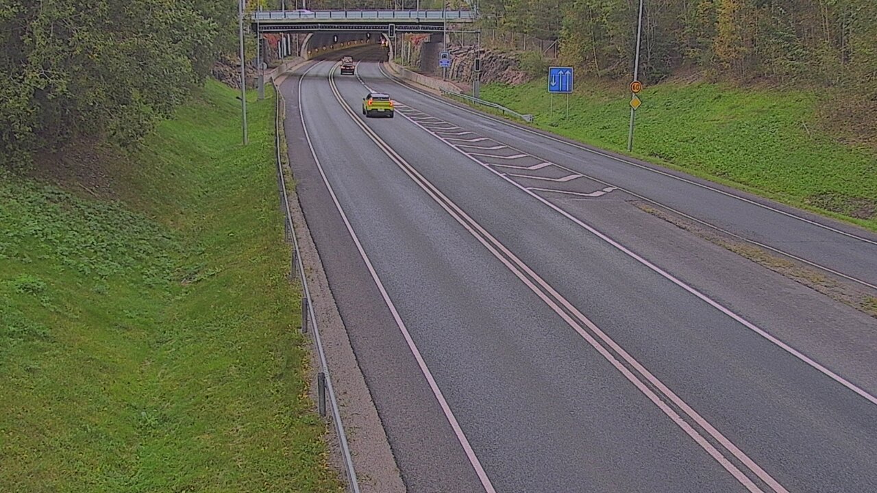 Kelikamerat Kuva Tie 102 Hiidenkallion tunneli, suuaukko etelä, Espoo, Uusimaa