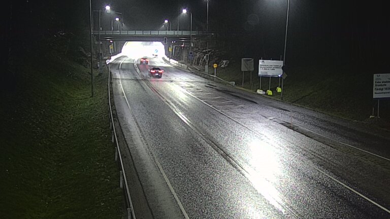 Weather Camera Image Tie 102 Hiidenkallion tunneli, suuaukko etelä, Espoo, Uusimaa