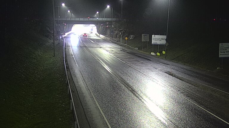 Weather Camera Image Tie 102 Hiidenkallion tunneli, suuaukko etelä, Espoo, Uusimaa