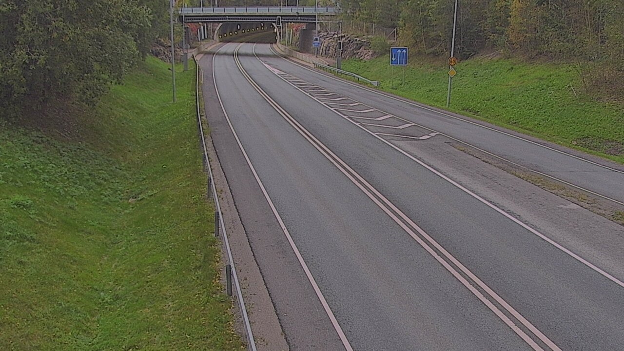 Kelikamerat Kuva Tie 102 Hiidenkallion tunneli, suuaukko etelä, Espoo, Uusimaa