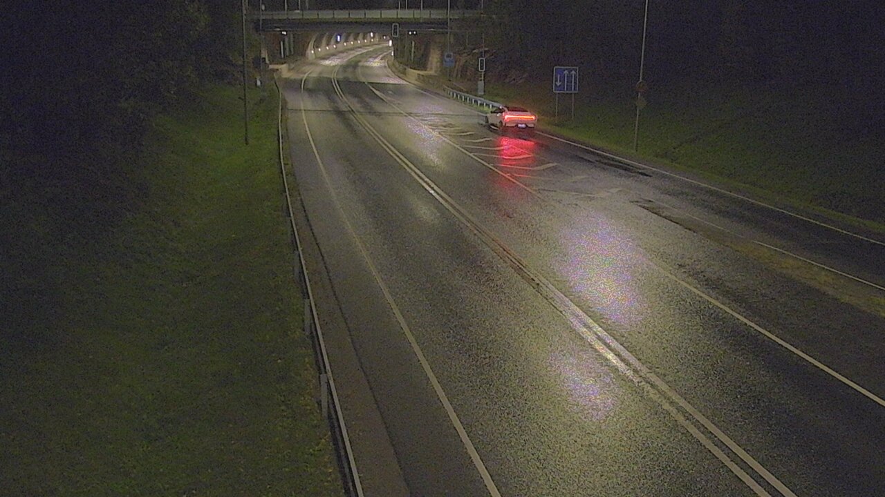 Kelikamerat Kuva Tie 102 Hiidenkallion tunneli, suuaukko etelä, Espoo, Uusimaa