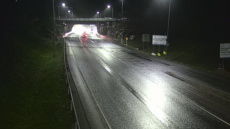 Weather Camera Image Tie 102 Hiidenkallion tunneli, suuaukko etelä, Espoo, Uusimaa