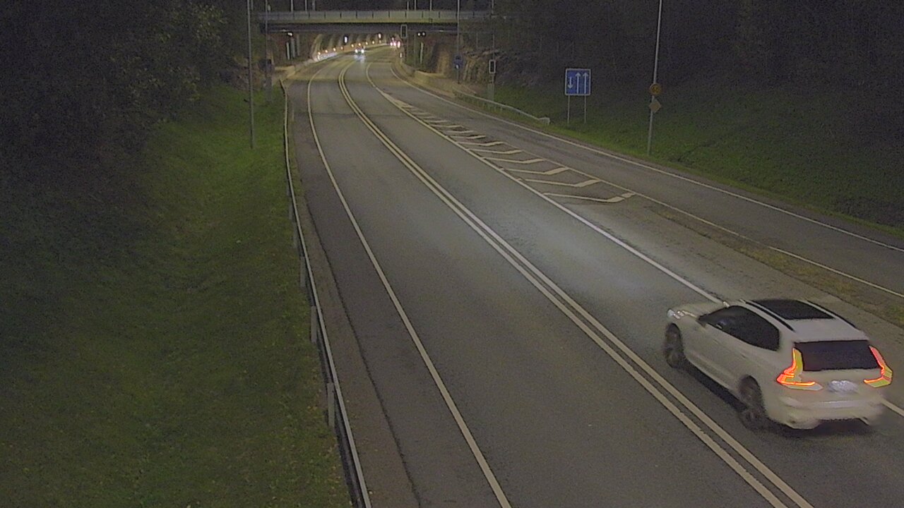 Kelikamerat Kuva Tie 102 Hiidenkallion tunneli, suuaukko etelä, Espoo, Uusimaa