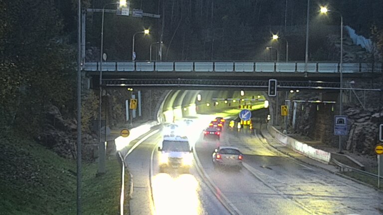 Kelikamerat Kuva Tie 102 Hiidenkallion tunneli, suuaukko etelä, Espoo, Uusimaa
