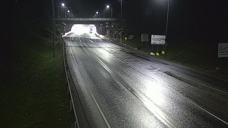 Weather Camera Image Tie 102 Hiidenkallion tunneli, suuaukko etelä, Espoo, Uusimaa