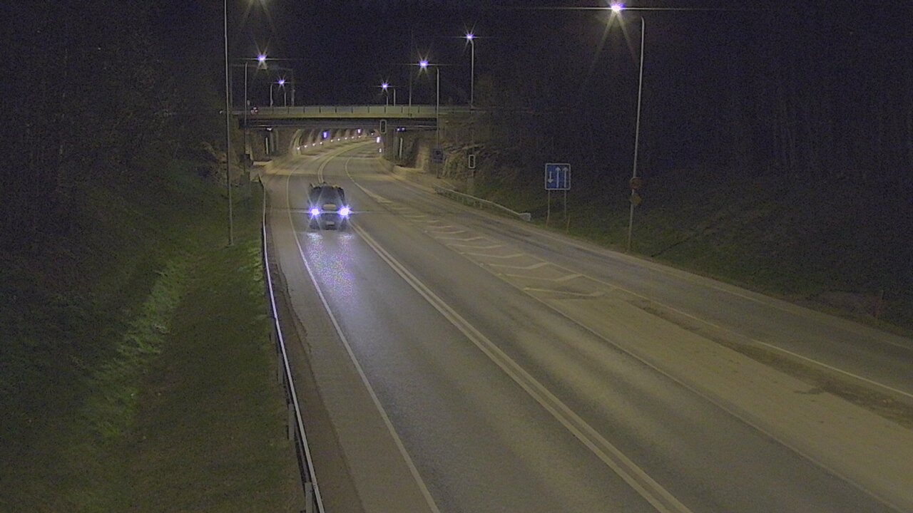 Kelikamerat Kuva Tie 102 Hiidenkallion tunneli, suuaukko etelä, Espoo, Uusimaa