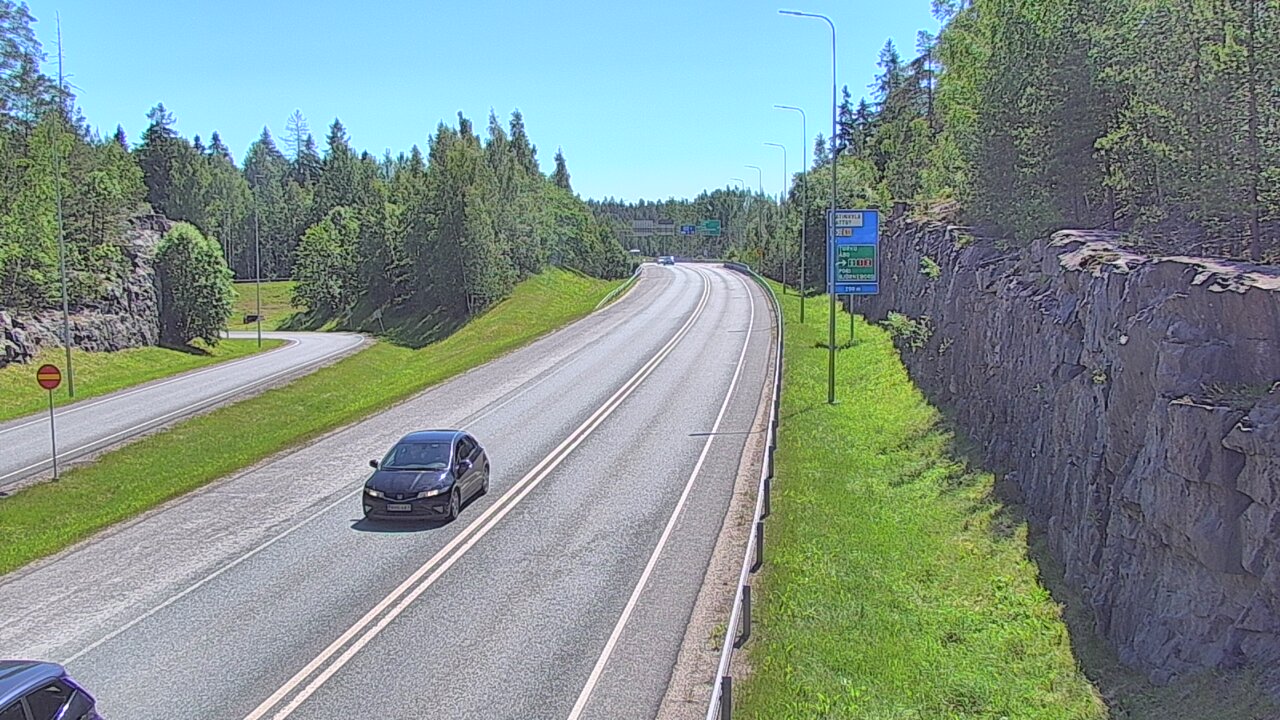 Kelikamerat Kuva Tie 102 Hiidenkallion tunneli, suuaukko etelä, Espoo, Uusimaa