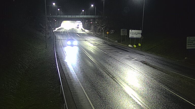 Weather Camera Image Tie 102 Hiidenkallion tunneli, suuaukko etelä, Espoo, Uusimaa