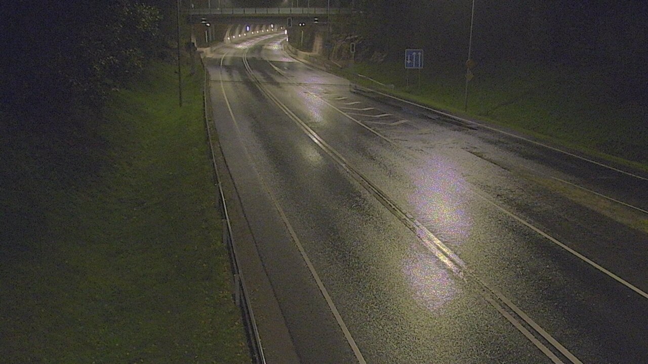 Kelikamerat Kuva Tie 102 Hiidenkallion tunneli, suuaukko etelä, Espoo, Uusimaa
