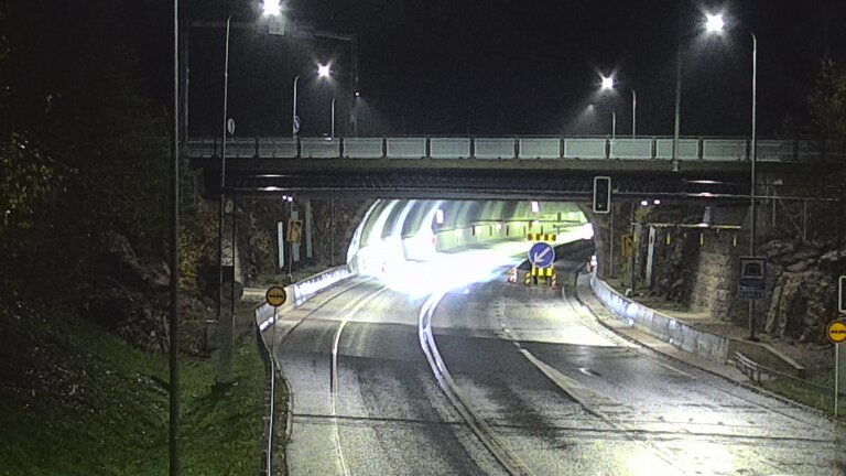 Kelikamerat Kuva Tie 102 Hiidenkallion tunneli, suuaukko etelä, Espoo, Uusimaa