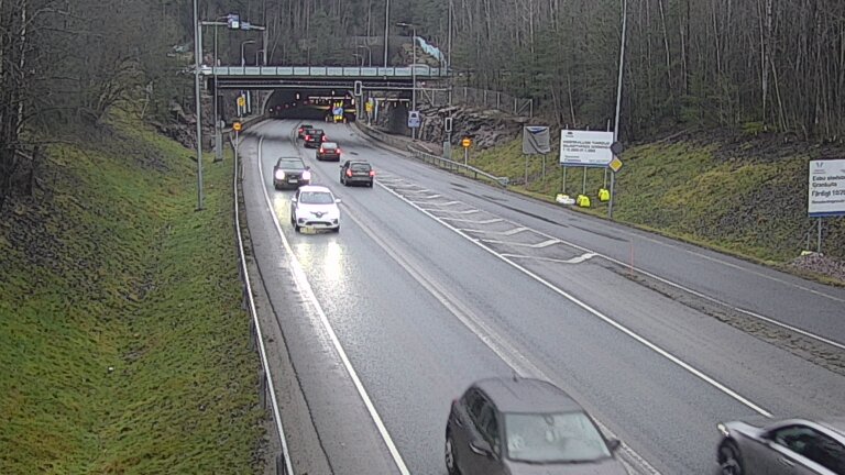 Weather Camera Image Tie 102 Hiidenkallion tunneli, suuaukko etelä, Espoo, Uusimaa