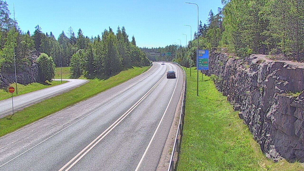Kelikamerat Kuva Tie 102 Hiidenkallion tunneli, suuaukko etelä, Espoo, Uusimaa