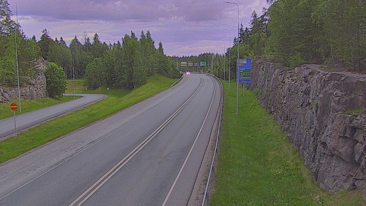 Kelikamerat Kuva Tie 102 Hiidenkallion tunneli, suuaukko etelä, Espoo, Uusimaa