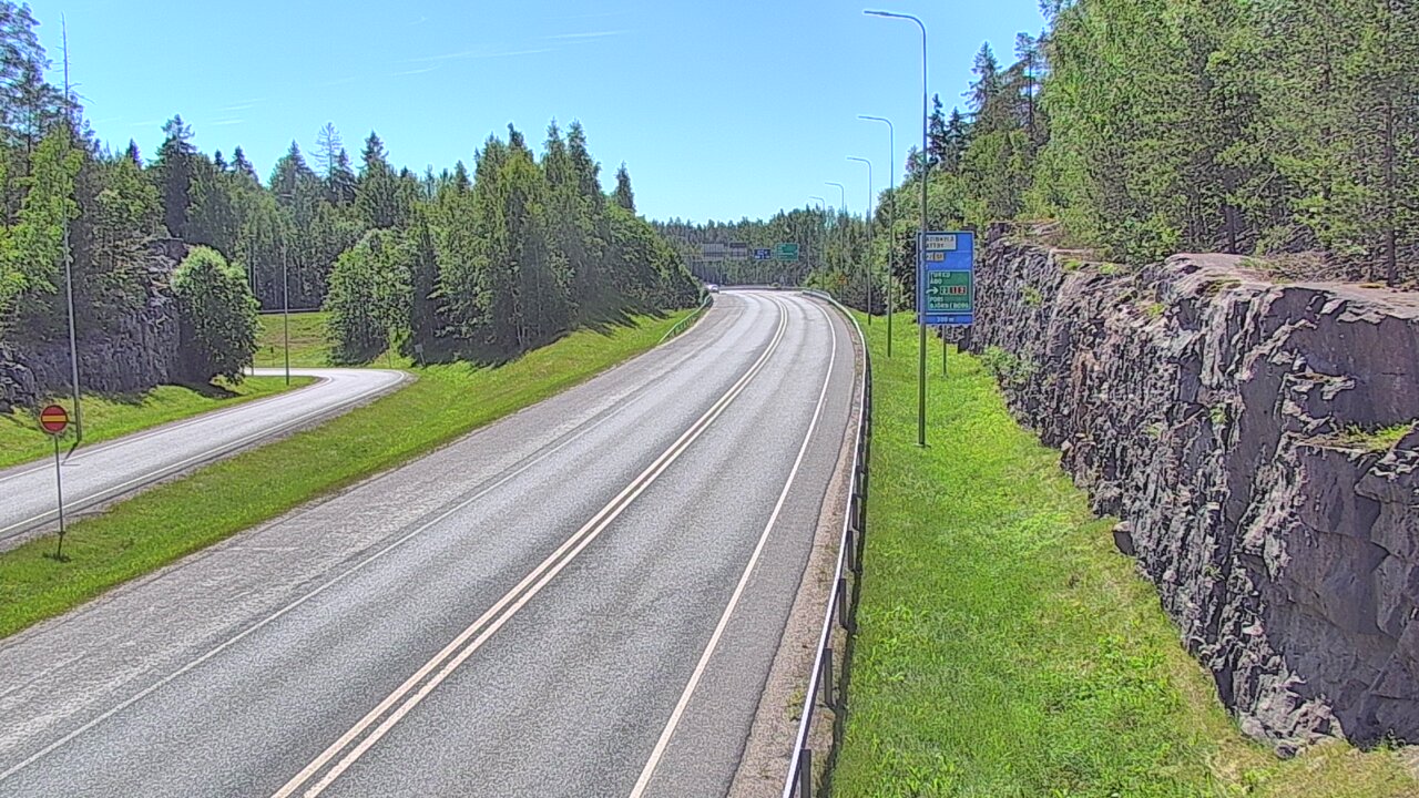Kelikamerat Kuva Tie 102 Hiidenkallion tunneli, suuaukko etelä, Espoo, Uusimaa