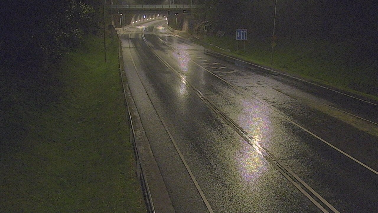 Kelikamerat Kuva Tie 102 Hiidenkallion tunneli, suuaukko etelä, Espoo, Uusimaa