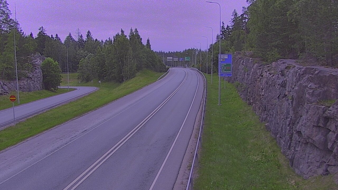 Kelikamerat Kuva Tie 102 Hiidenkallion tunneli, suuaukko etelä, Espoo, Uusimaa