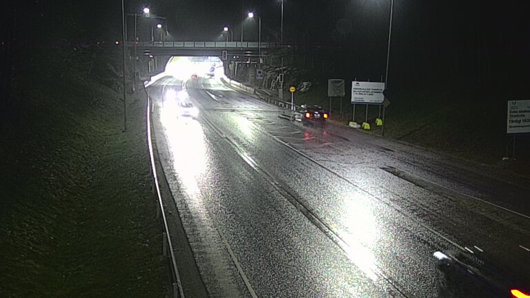 Weather Camera Image Tie 102 Hiidenkallion tunneli, suuaukko etelä, Espoo, Uusimaa