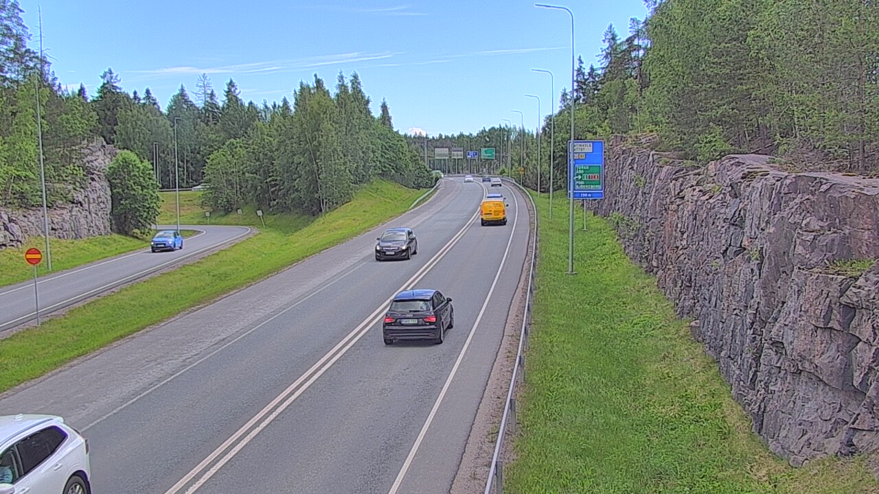 Kelikamerat Kuva Tie 102 Hiidenkallion tunneli, suuaukko etelä, Espoo, Uusimaa