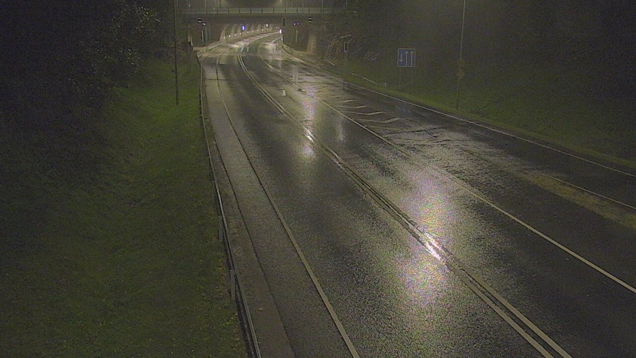 Kelikamerat Kuva Tie 102 Hiidenkallion tunneli, suuaukko etelä, Espoo, Uusimaa