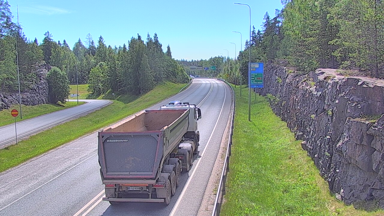 Kelikamerat Kuva Tie 102 Hiidenkallion tunneli, suuaukko etelä, Espoo, Uusimaa
