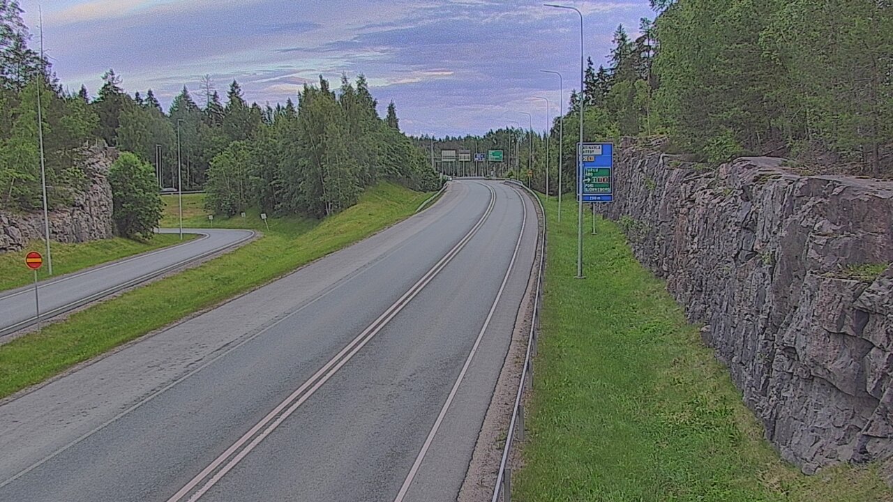 Kelikamerat Kuva Tie 102 Hiidenkallion tunneli, suuaukko etelä, Espoo, Uusimaa