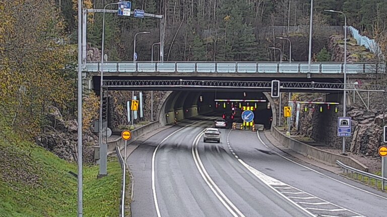 Kelikamerat Kuva Tie 102 Hiidenkallion tunneli, suuaukko etelä, Espoo, Uusimaa
