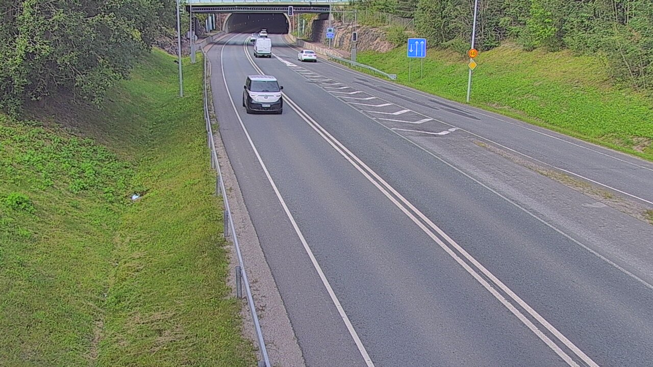 Kelikamerat Kuva Tie 102 Hiidenkallion tunneli, suuaukko etelä, Espoo, Uusimaa
