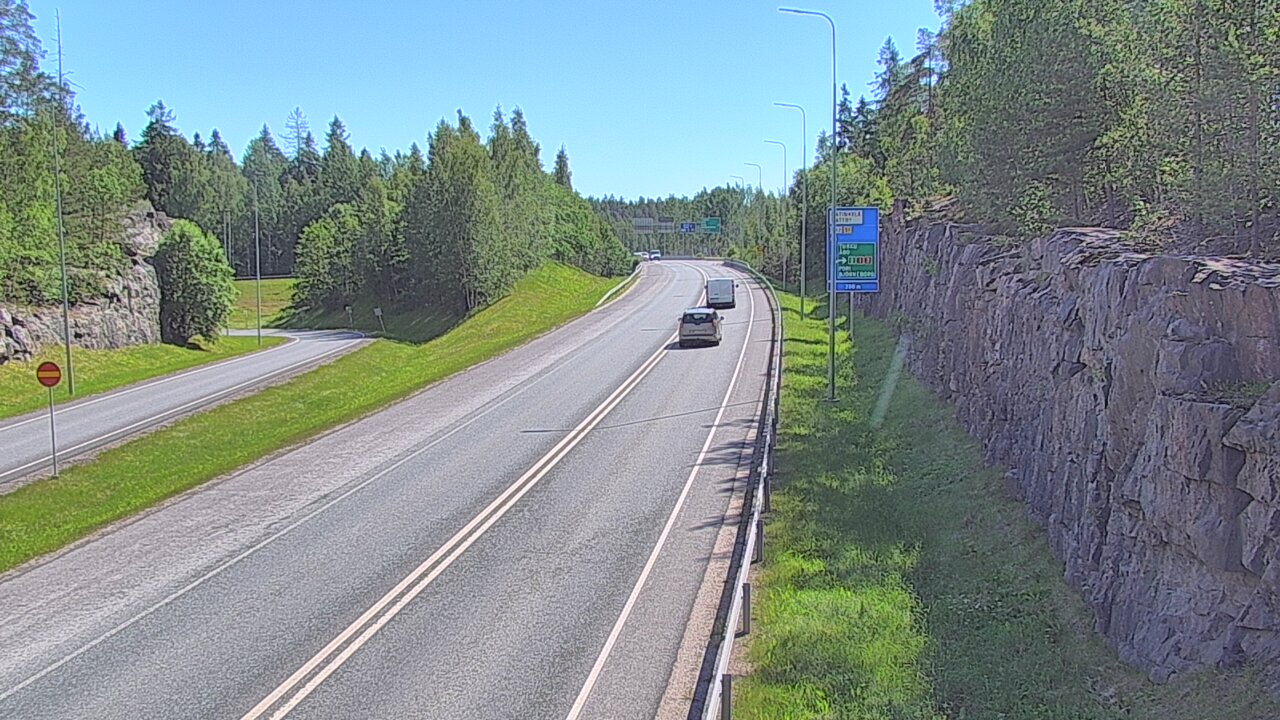 Kelikamerat Kuva Tie 102 Hiidenkallion tunneli, suuaukko etelä, Espoo, Uusimaa