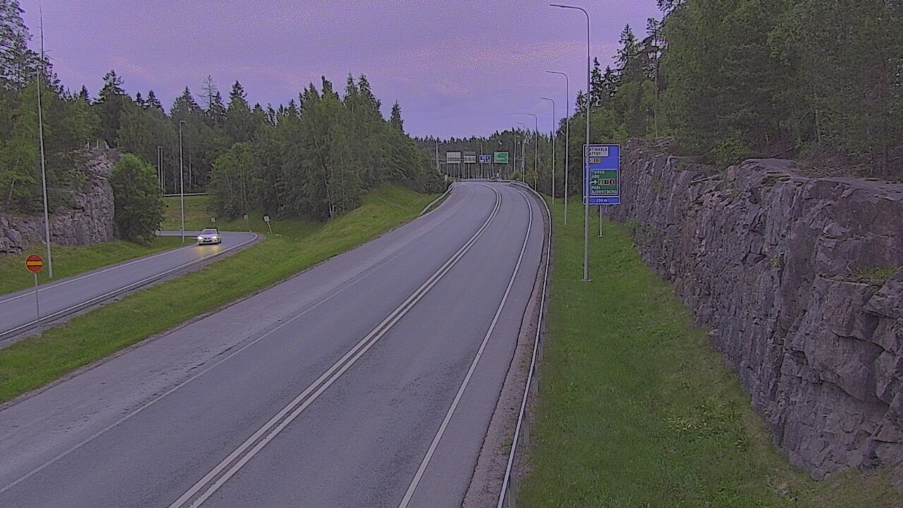 Kelikamerat Kuva Tie 102 Hiidenkallion tunneli, suuaukko etelä, Espoo, Uusimaa