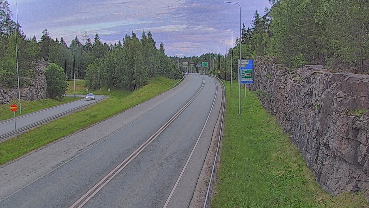 Kelikamerat Kuva Tie 102 Hiidenkallion tunneli, suuaukko etelä, Espoo, Uusimaa